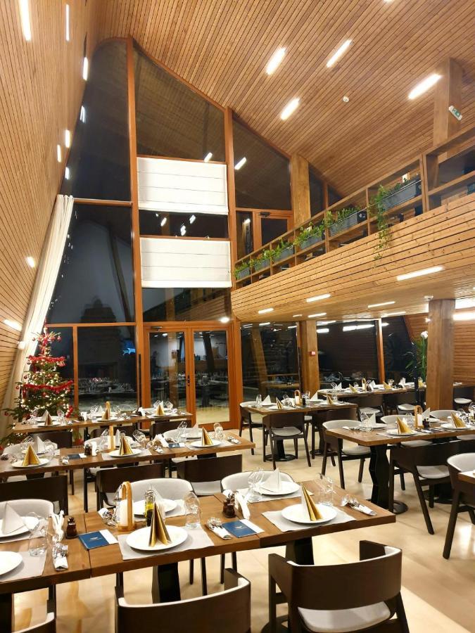 Cuibul De Lemn 호텔 Rîşnov 외부 사진
